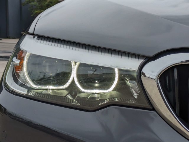Used 2019 BMW 530i xDrive w/ Convenience Package AWD/4WD image 10
