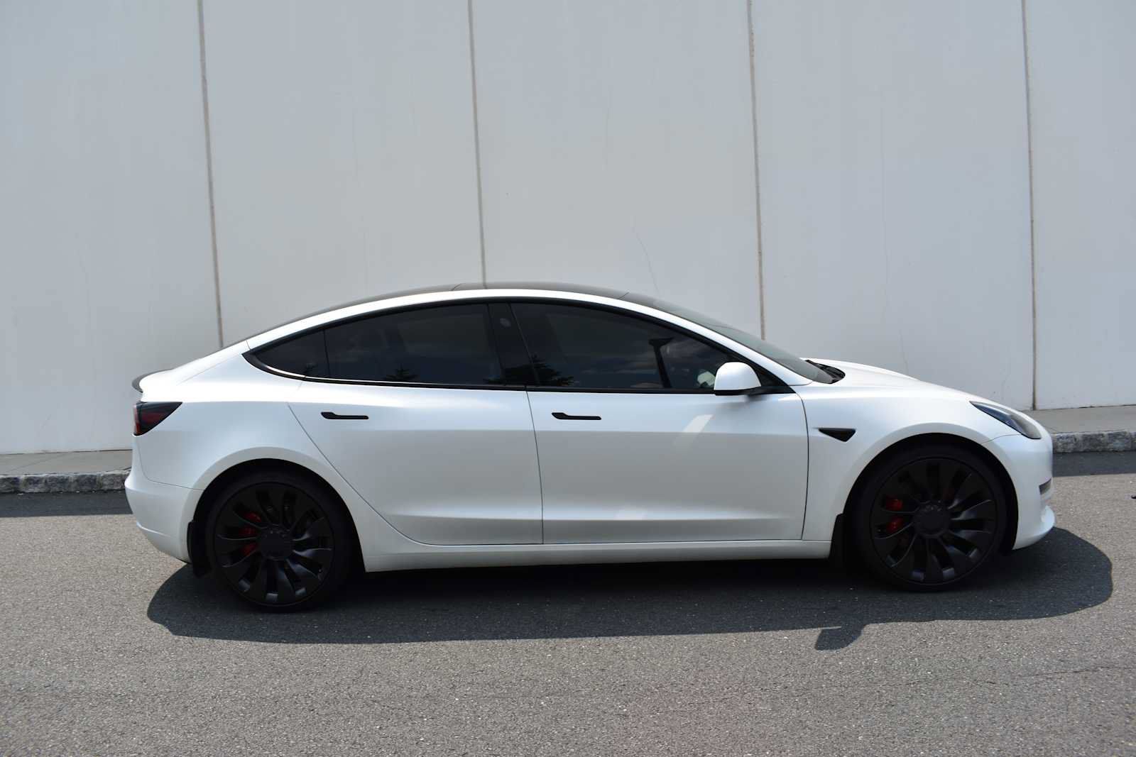 Used 2023 Tesla Model 3 Performance AWD/4WD image 4