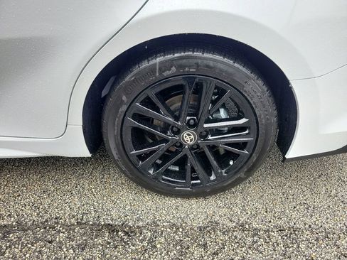 New 2026 Toyota Camry SE w/ Convenience Package image 30