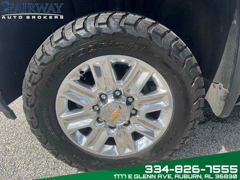 Used 2025 Chevrolet Silverado 2500 High Country w/ High Country Premium Package image 32