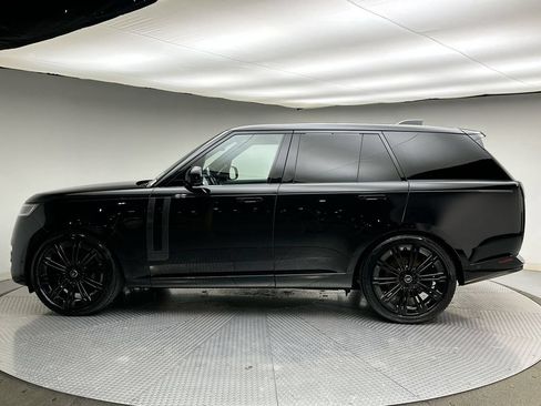 Certified 2025 Land Rover Range Rover SE AWD/4WD image 10