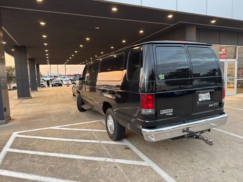 Used 2013 Ford E-350 and Econoline 350 XLT image 14