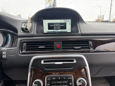 Used 2016 Volvo XC70 T5 Premier w/ Proximity Package image 21