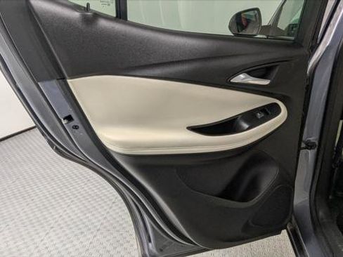 Used 2021 Buick Encore GX Select image 16