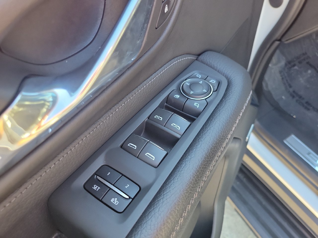 Certified 2023 GMC Yukon XL Denali w/ Max Trailering Package AWD/4WD image 15