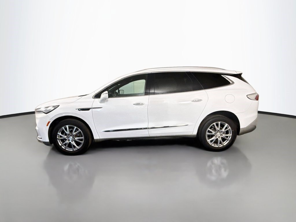 Used 2022 Buick Enclave Premium FWD image 6