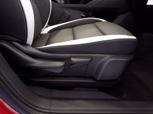 New 2025 Buick Envision Sport Touring image 36