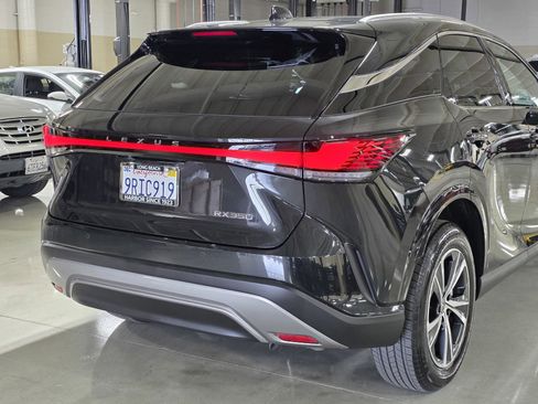 Used 2025 Lexus RX 350 Premium image 11