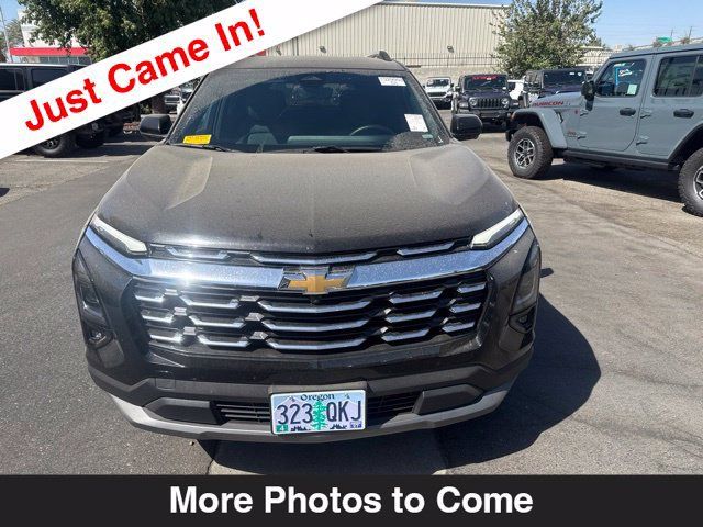 Used 2025 Chevrolet Equinox LT w/ Convenience Package II AWD/4WD image 9