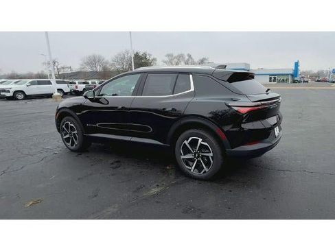 New 2026 Chevrolet Equinox EV LT w/ LPO, All-Weather Mat Package AWD/4WD image 6