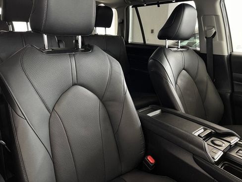 Used 2025 Toyota Grand Highlander FWD image 20
