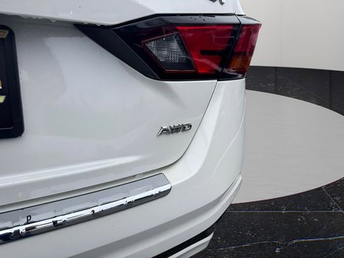 Used 2021 Nissan Altima 2.5 SV w/ SV Premium Package image 12