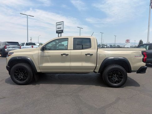 Used 2023 Chevrolet Colorado Trail Boss w/ Technology Package AWD/4WD image 5