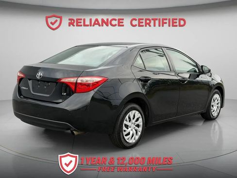 Used 2017 Toyota Corolla LE w/ Carpet Mat Package (TMS) FWD image 6