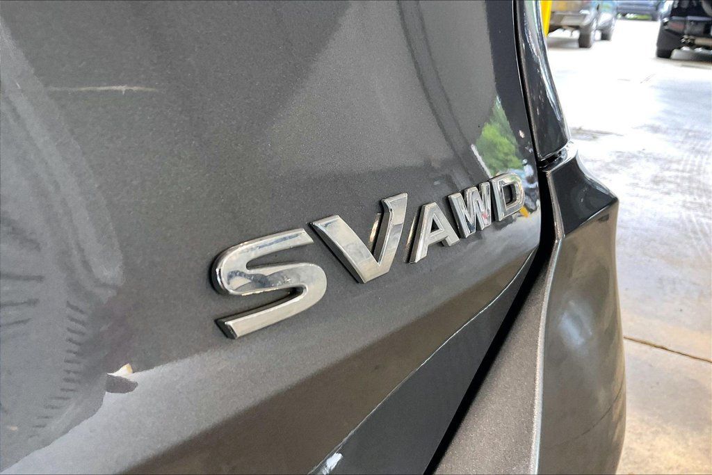Used 2019 Nissan Rogue SV AWD/4WD image 25