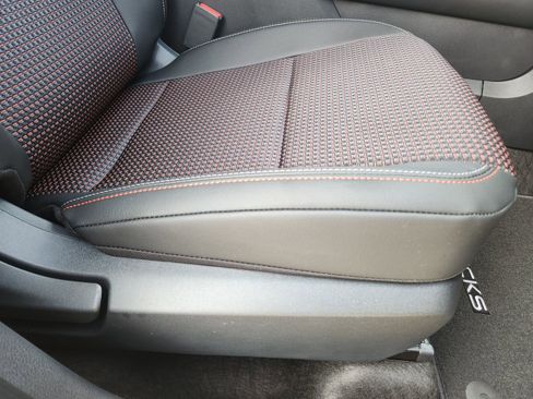 New 2026 Nissan Kicks SR image 22