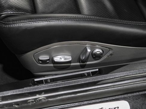 Used 2016 Porsche 911 Carrera Black Edition RWD image 36