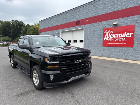 Used 2019 Chevrolet Silverado 1500 LT w/ All Star Edition AWD/4WD image 1