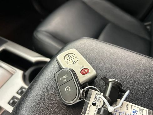 Used 2013 Toyota 4Runner Limited AWD/4WD image 20