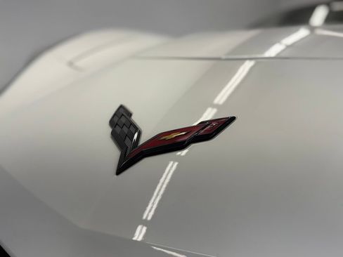 Used 2016 Chevrolet Corvette Stingray Convertible w/ 2LT Preferred Equipment Group RWD image 3