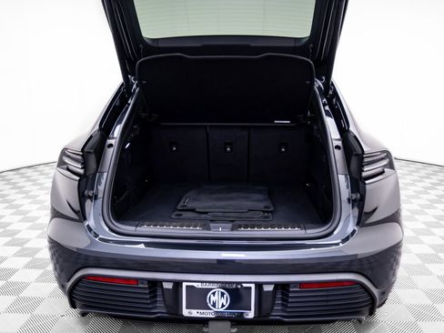 Certified 2024 Porsche Macan 4 Electric image 30