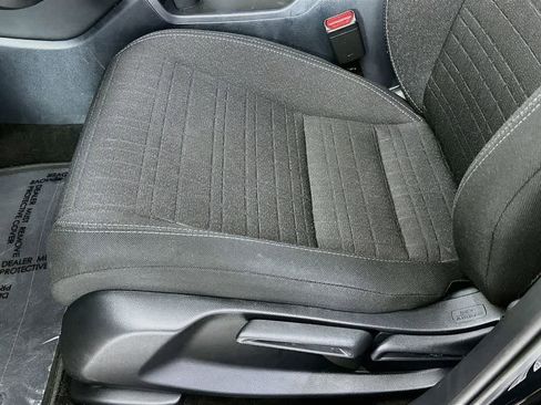 Used 2025 Honda HR-V LX image 28