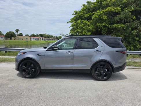 New 2026 Land Rover Discovery Dynamic SE AWD/4WD image 7