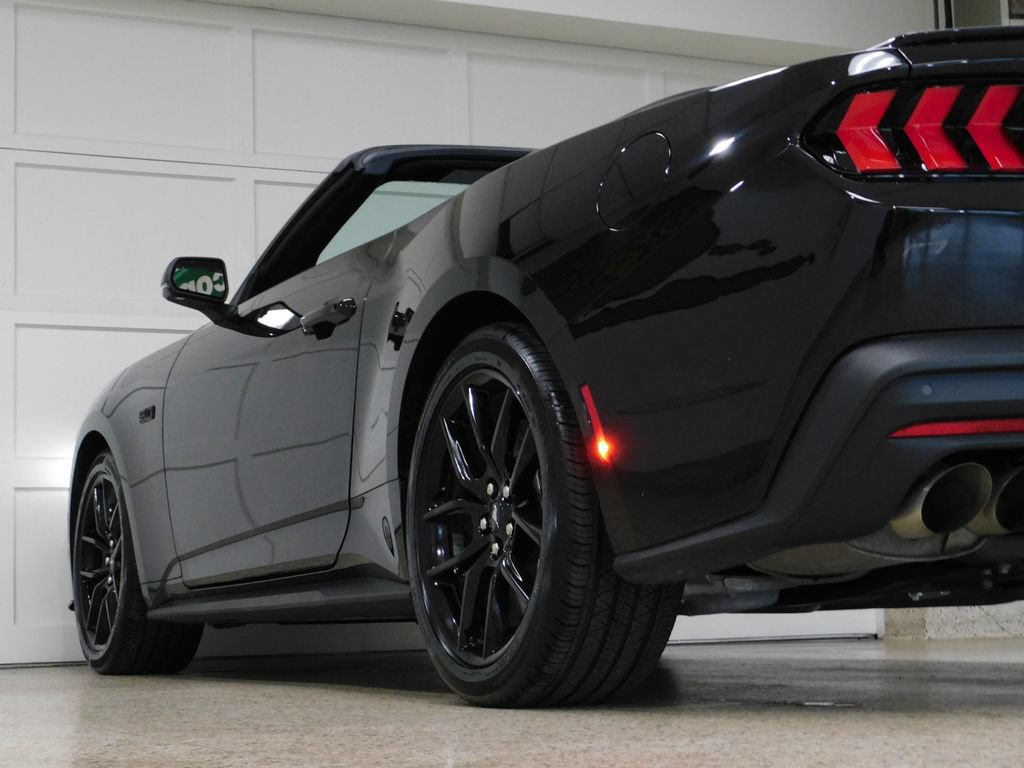 Used 2025 Ford Mustang GT Premium RWD image 73