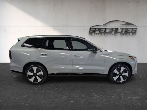 Used 2025 Volvo EX90 Plus AWD/4WD image 11