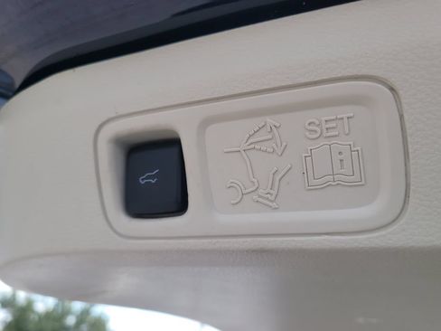 Certified 2021 Lincoln Navigator Black Label AWD/4WD image 8
