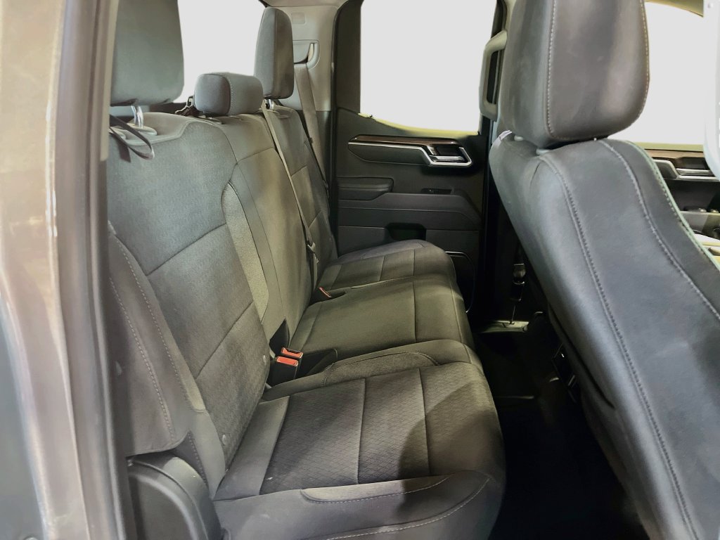 Used 2025 Chevrolet Silverado 1500 LT w/ LPO, Liner Protection Package AWD/4WD image 28