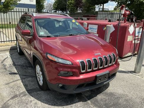 Used 2015 Jeep Cherokee Latitude FWD image 4