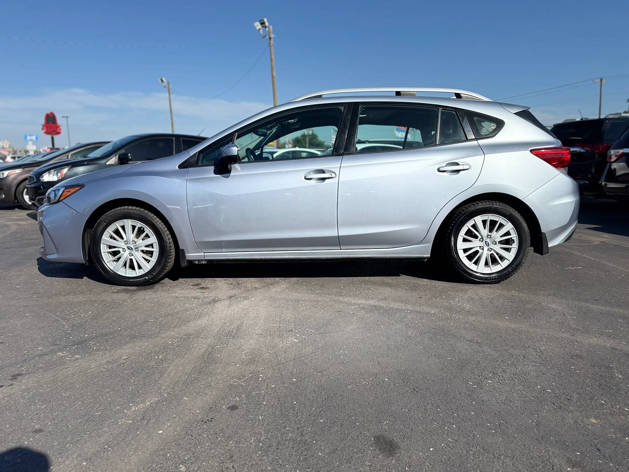 Used 2017 Subaru Impreza 2.0i Premium AWD/4WD image 6