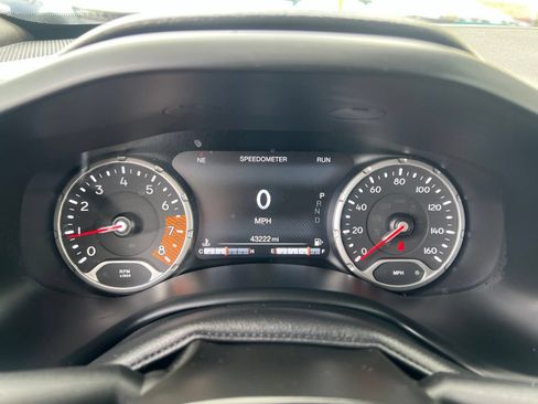 Used 2022 Jeep Renegade Latitude AWD/4WD image 64