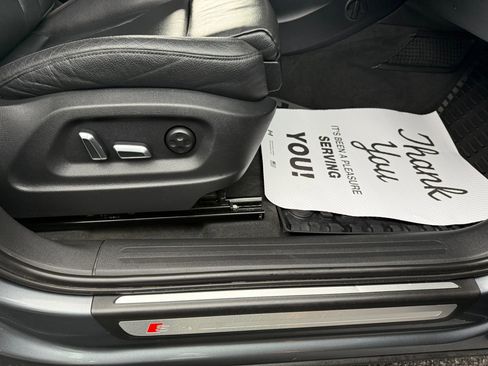 Used 2013 Audi Q5 3.0T Premium Plus w/ Sport Interior Pkg image 25