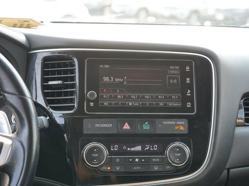 Used 2018 Mitsubishi Outlander GT AWD/4WD image 21