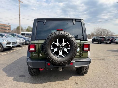 Used 2021 Jeep Wrangler Unlimited Rubicon w/ Cold Weather Group AWD/4WD image 8