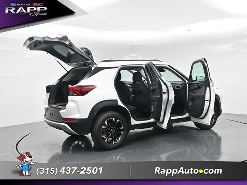 Used 2023 Chevrolet TrailBlazer LT AWD/4WD image 29