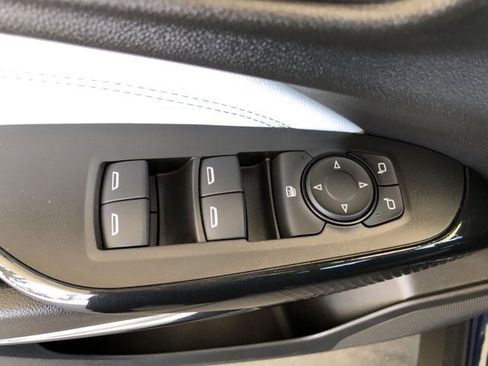 Used 2024 Chevrolet Trax LT w/ Driver Confidence Package image 34