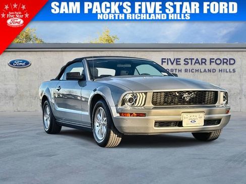 Used 2007 Ford Mustang Deluxe image 1