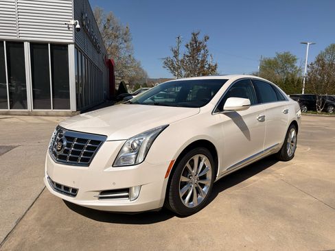 Used 2013 Cadillac XTS Premium image 7