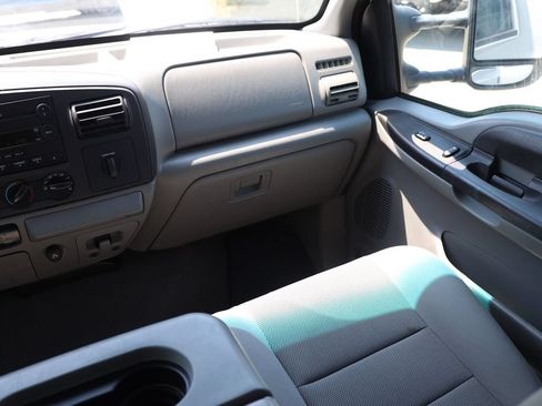 Used 2005 Ford F250 Lariat AWD/4WD image 20