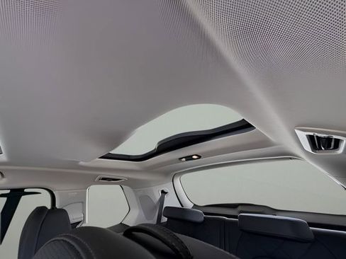 Used 2024 BMW X7 xDrive40i w/ Premium Package image 34