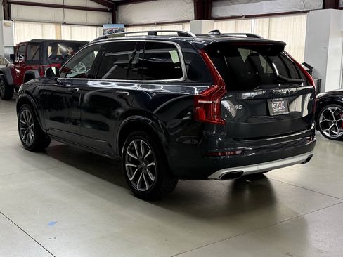 Used 2016 Volvo XC90 T6 Momentum w/ Momentum Plus Package AWD/4WD image 4