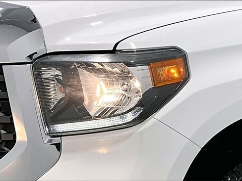 Used 2021 Toyota Tundra SR5 image 32