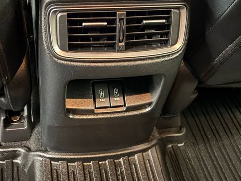 Used 2020 Honda CR-V Touring image 12