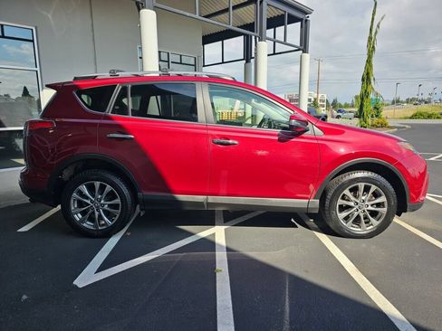 Used 2018 Toyota RAV4 Limited w/ All Weather Liner Package AWD/4WD image 6