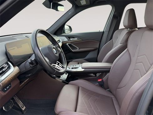 Certified 2023 BMW X1 xDrive28i w/ Premium Package image 9