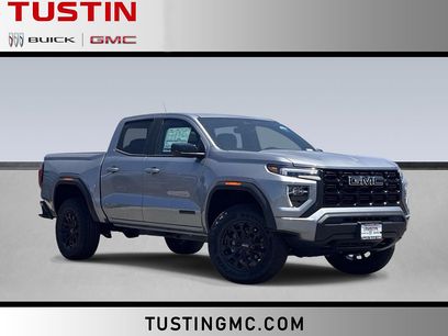 New 2026 GMC Canyon Elevation w/ LPO, Black Badging Package