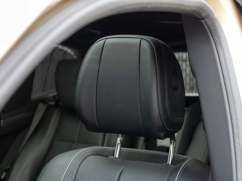 Used 2023 Mercedes-Benz Maybach GLS 600 4MATIC image 43